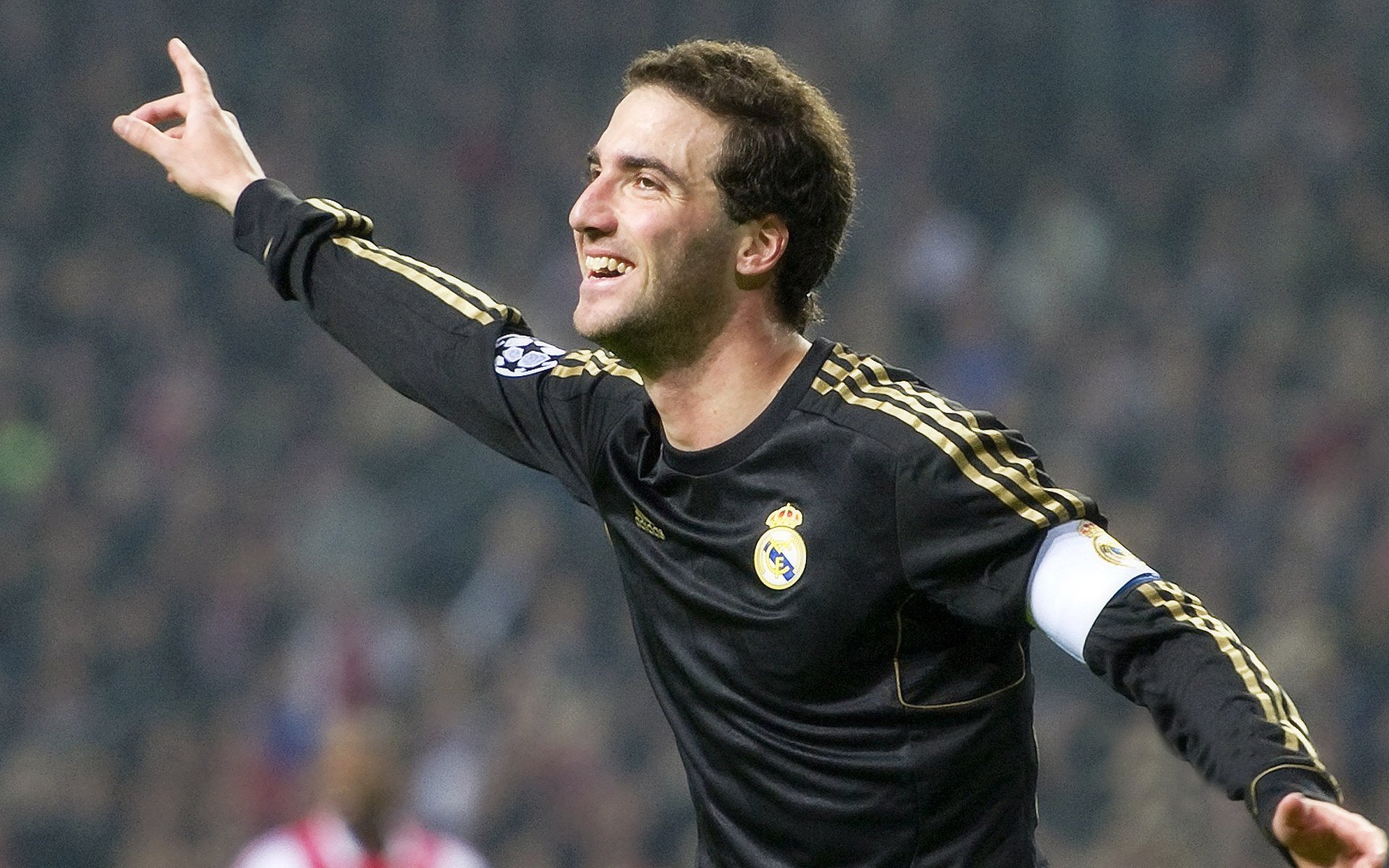 他终于证明自己,他证明了自己英文